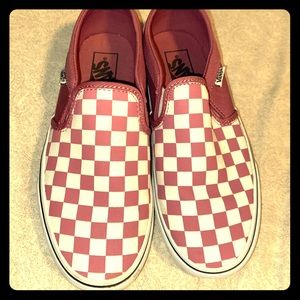 CHECKERED VANS